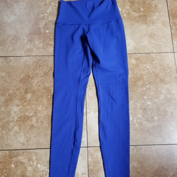 lululemon athletica Pants - Lululemon wunder under jet stream blue sz 6 hr